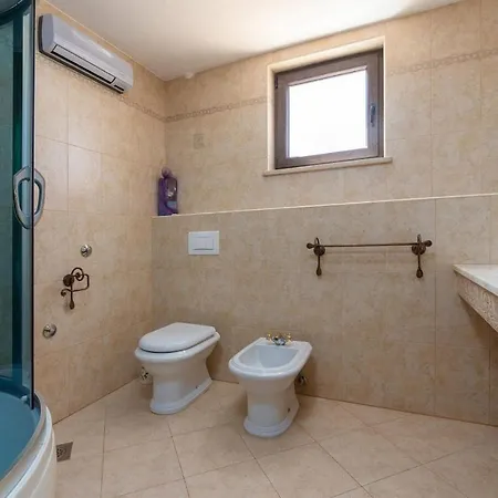 Hotel House Kovaci 4*